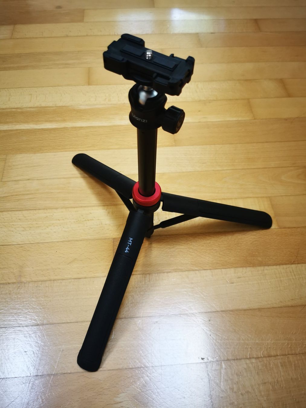 Ulanzi Staffe: Ulanzi Tripod/Selfie Stick MT-44BK – Nuovo (secondo la descrizione) da Winterthur venduto da Gian_Marco 1