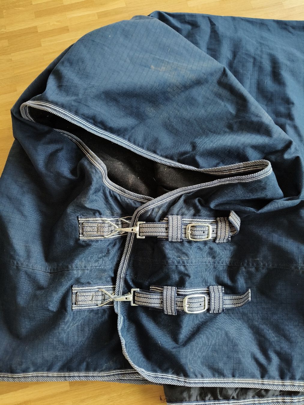 Coperte: Pferdedecke Horse Guard 100g – Usato da Winterthur venduto da Schweiff 1