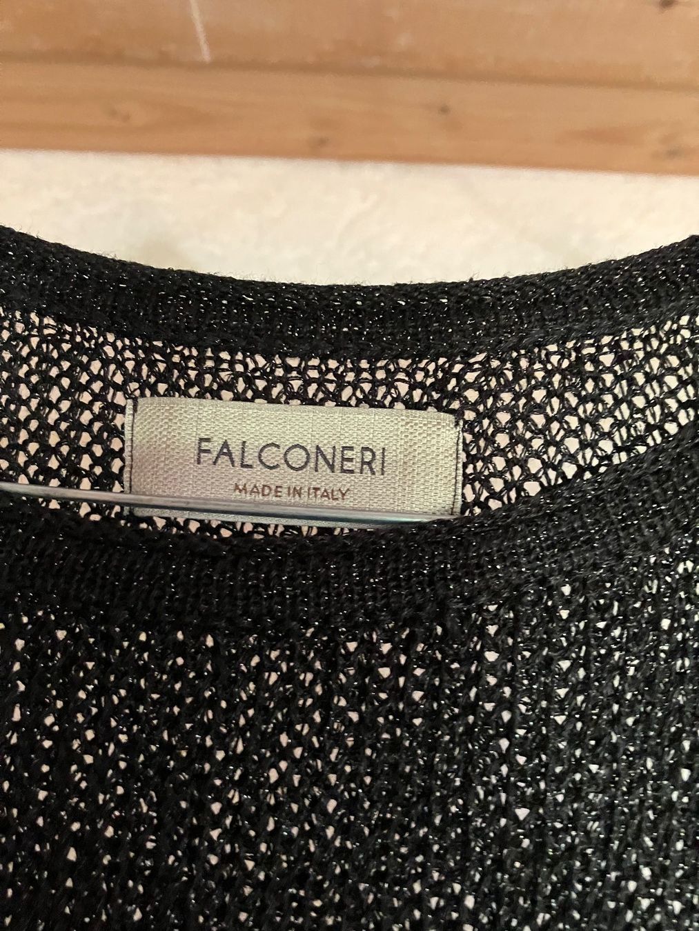 Falconeri Top: Falconeri - pull manches courtes noir effet métallisé – Usato da Vich venduto da SophieCo 1