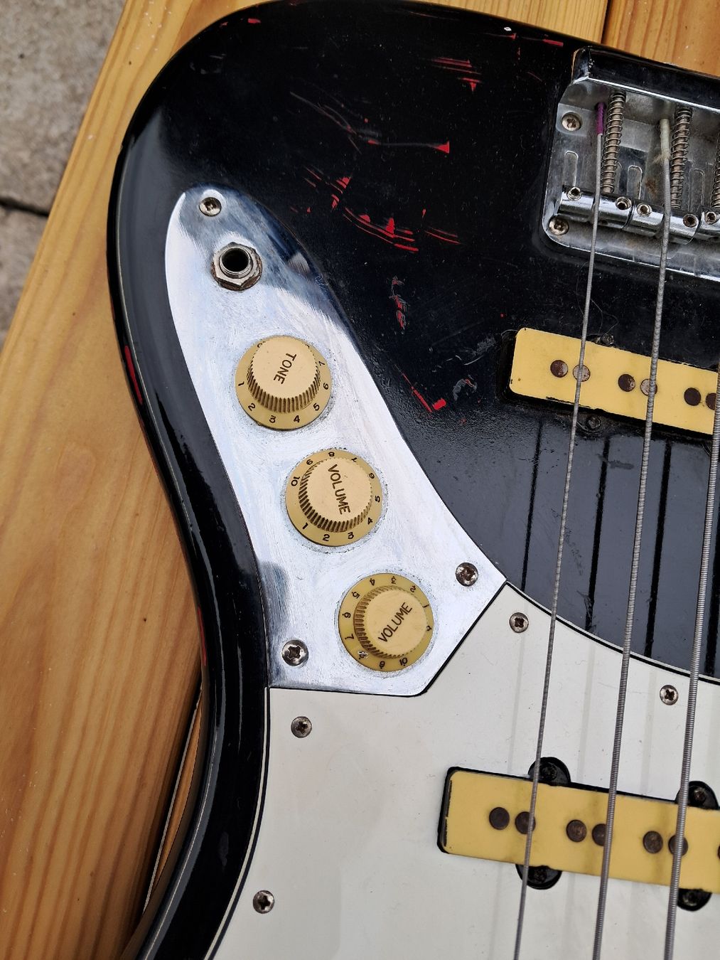 Strumenti musicali: Vintage E - Bass – Usato da Hundwil venduto da anou00 3