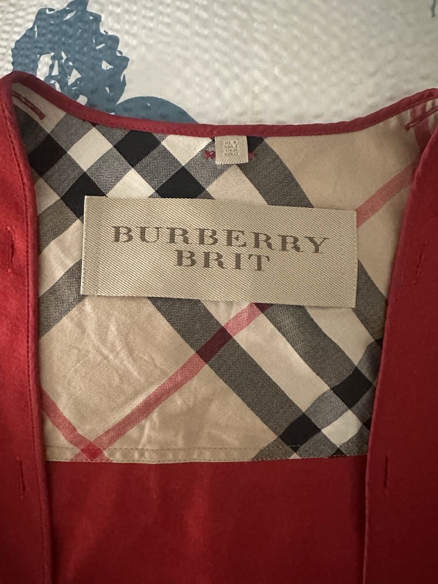 Burberry Gilets & Westen: Burberry Brit Weste Damen Gr. S rot – Gebraucht aus Luzern von gnika 1
