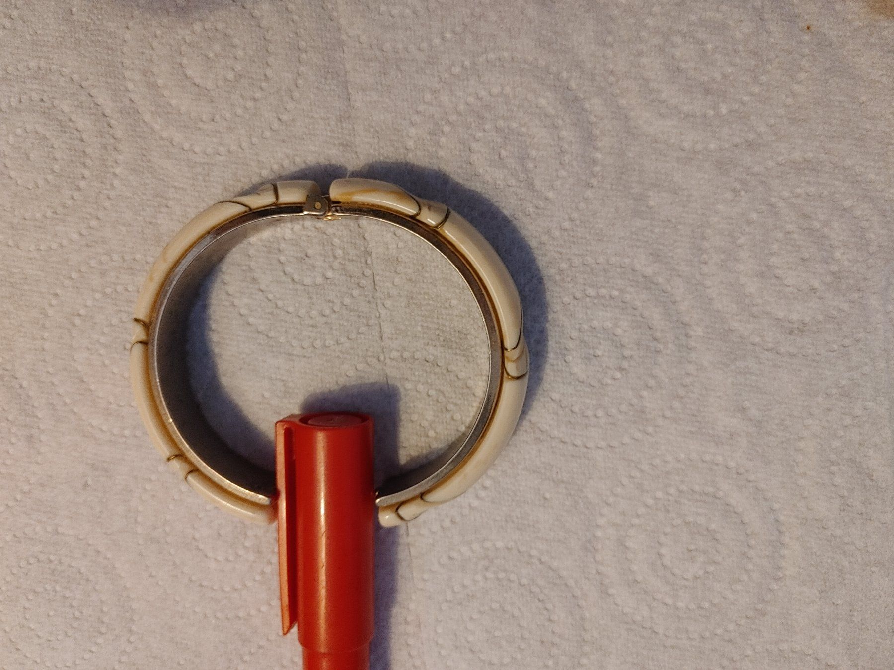 Bracelets: Armreif elfenbeinfarbig – D'occasion à Kerzers par Rtvjohner 2