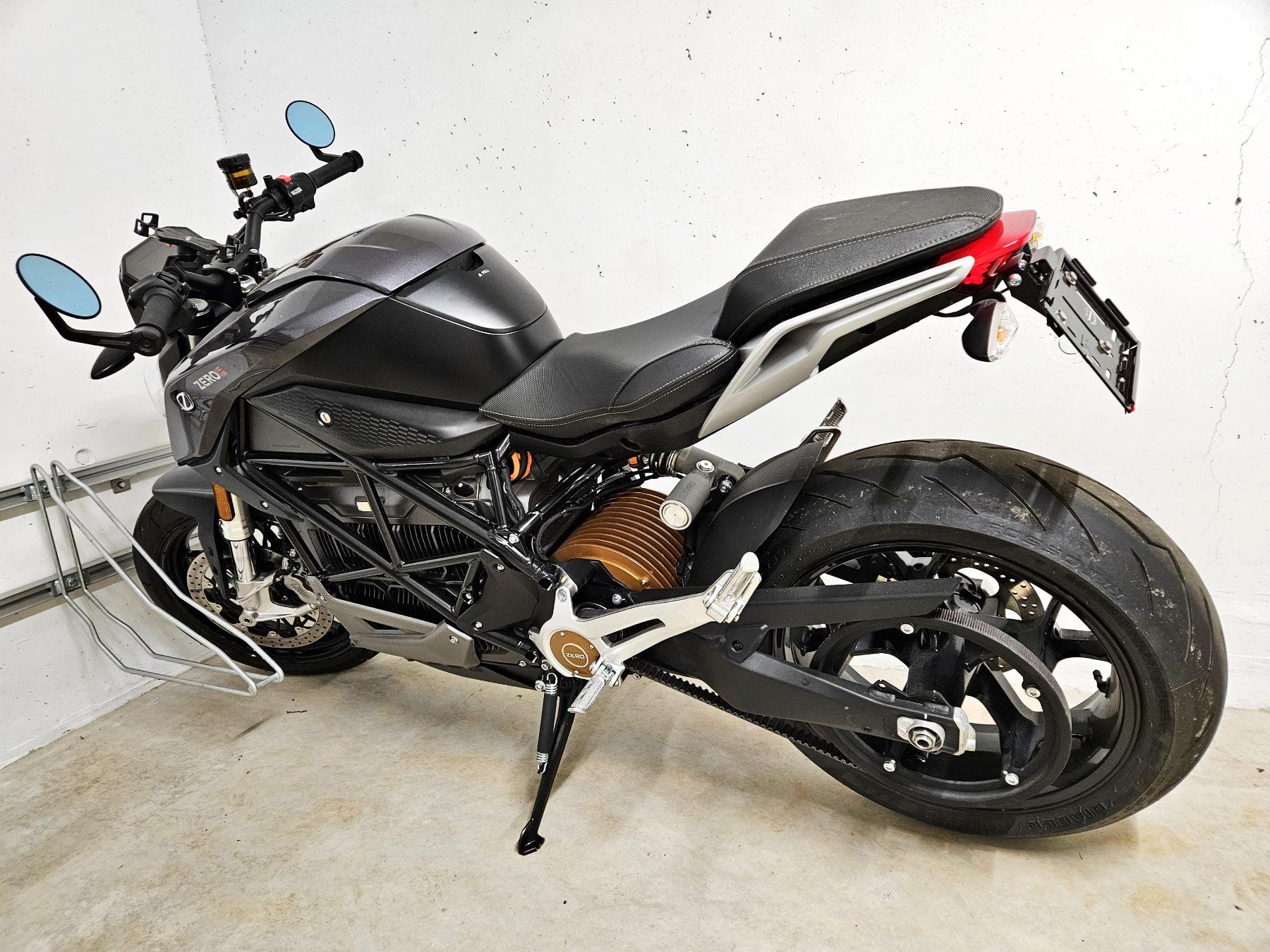 Zero Motorcycles Strada: Zero SR – Nuovo (secondo la descrizione) da Gommiswald venduto da LetztesGebotFix