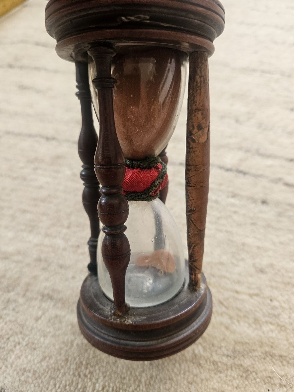 Skulpturen & Statuen: Skulptur uhr antik – Defekt aus Schwellbrunn von Omega-alpha 8