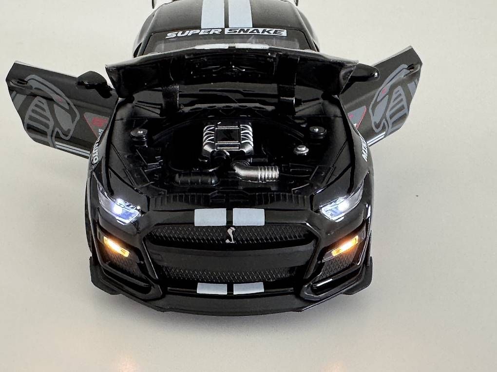 Modellini d'auto: Modellauto Ford Mustang Shelby GT500 – Usato da Bäretswil venduto da Ser_9h6p 1