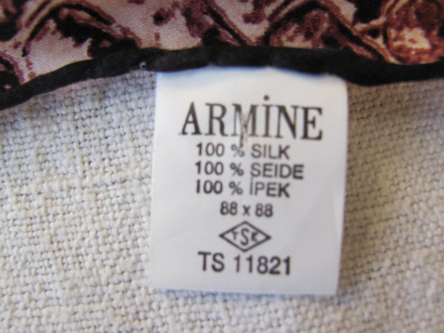Foulard & Sciarpe: Foulard en soie Armine – Nuovo (secondo la descrizione) da Vétroz venduto da magnolia5 2