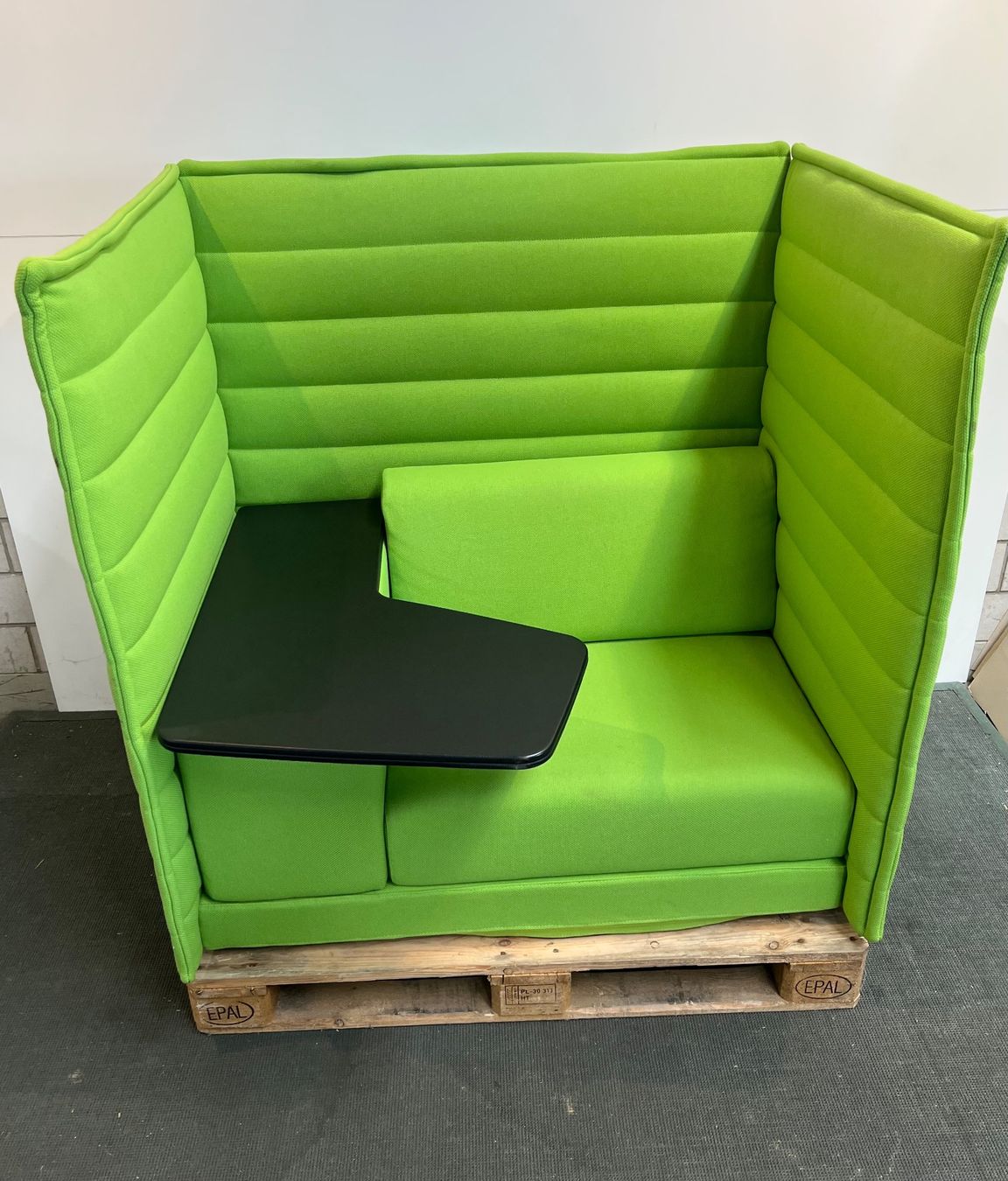 Vitra Sofas: 006 VITRA Alcove Work Highback Sofa – D'occasion à Wangen an der Aare par TBYN 1