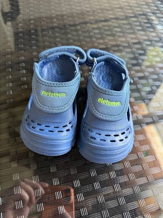 Elefanten Scarpe per ragazzi: Elefanten Badeschuhe Grösse 22 – Usato da Muhen venduto da CMARO07