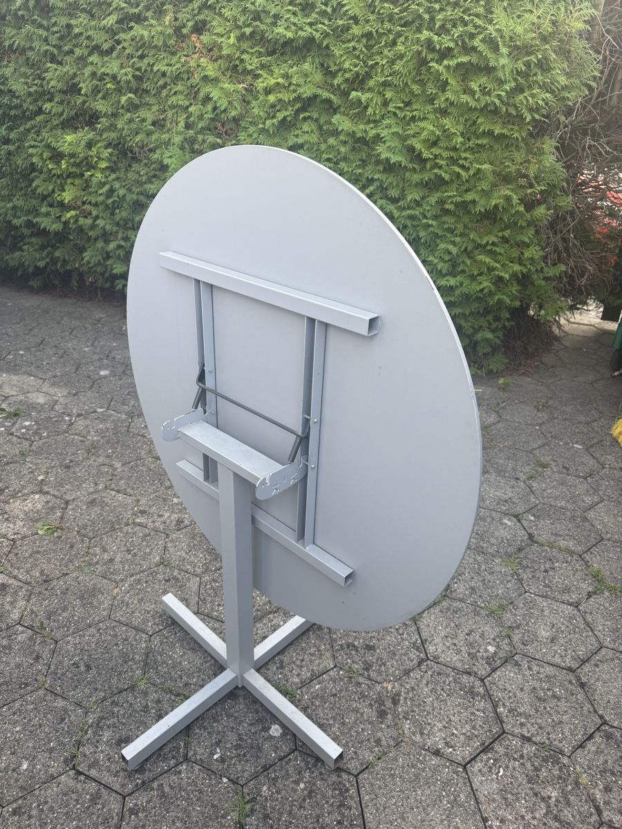Tische: Schaffner Gartentisch Outdoor – Gebraucht aus Müllheim Dorf von fiofu97 2