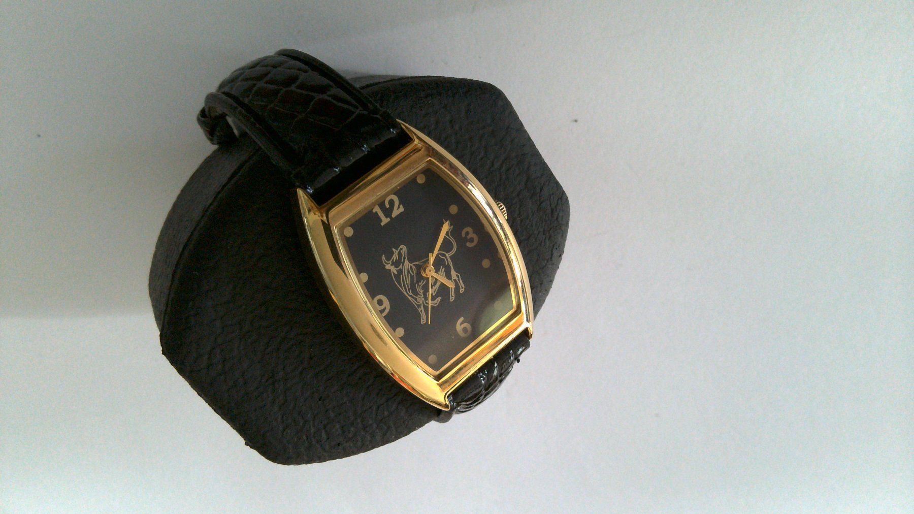 Orologi: Sternzeichen Stier Unisex Uhr, Quartz – Usato da Salmsach venduto da aacs65 5
