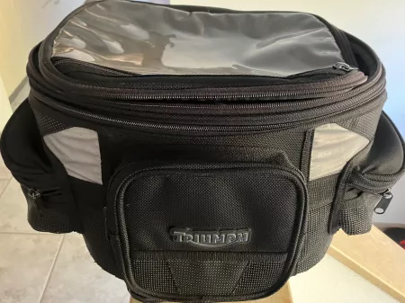 "originaler" Triumph Tankrucksack Motorrad, guter Zustand
