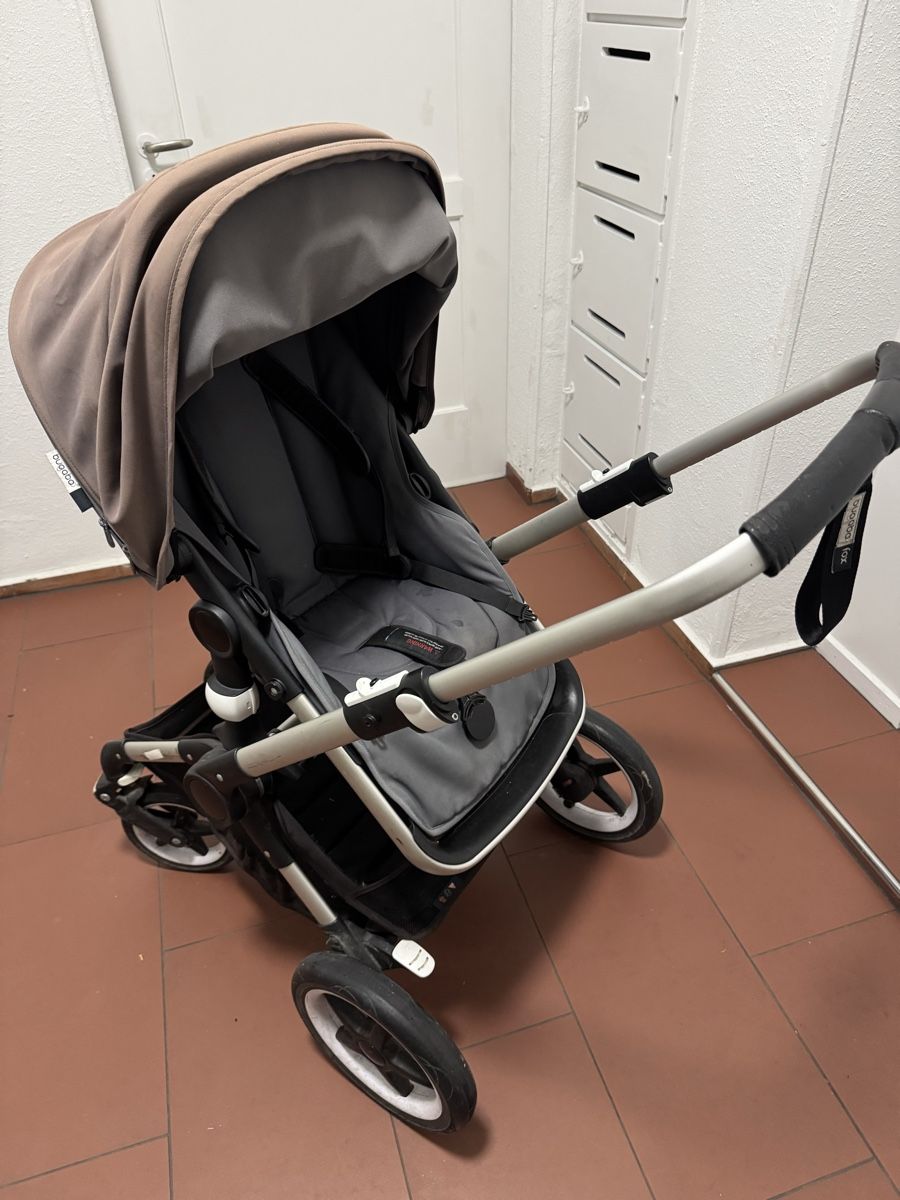 Bugaboo Carrozzine: Bugaboo Fox Kinderwagen mit Babyschale - guter Zustand – Usato da Zürich venduto da pet_2lhx 4