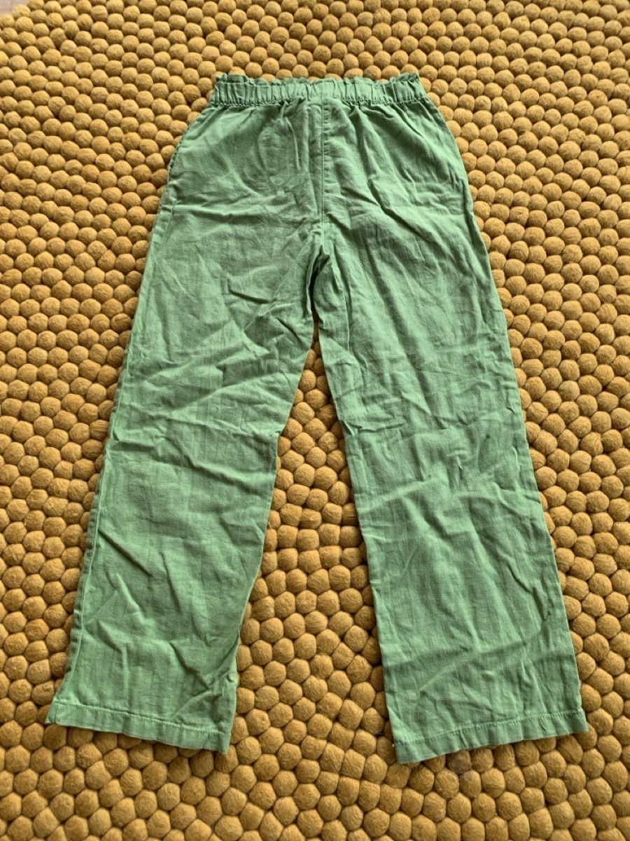 Pantalons: Pantalon Alive vert taille 134 – D'occasion à Villars-sur-Glâne par Magdaka 2