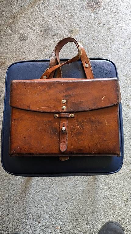 Sacs: Ledertasche – D'occasion à Steinen par paulo14