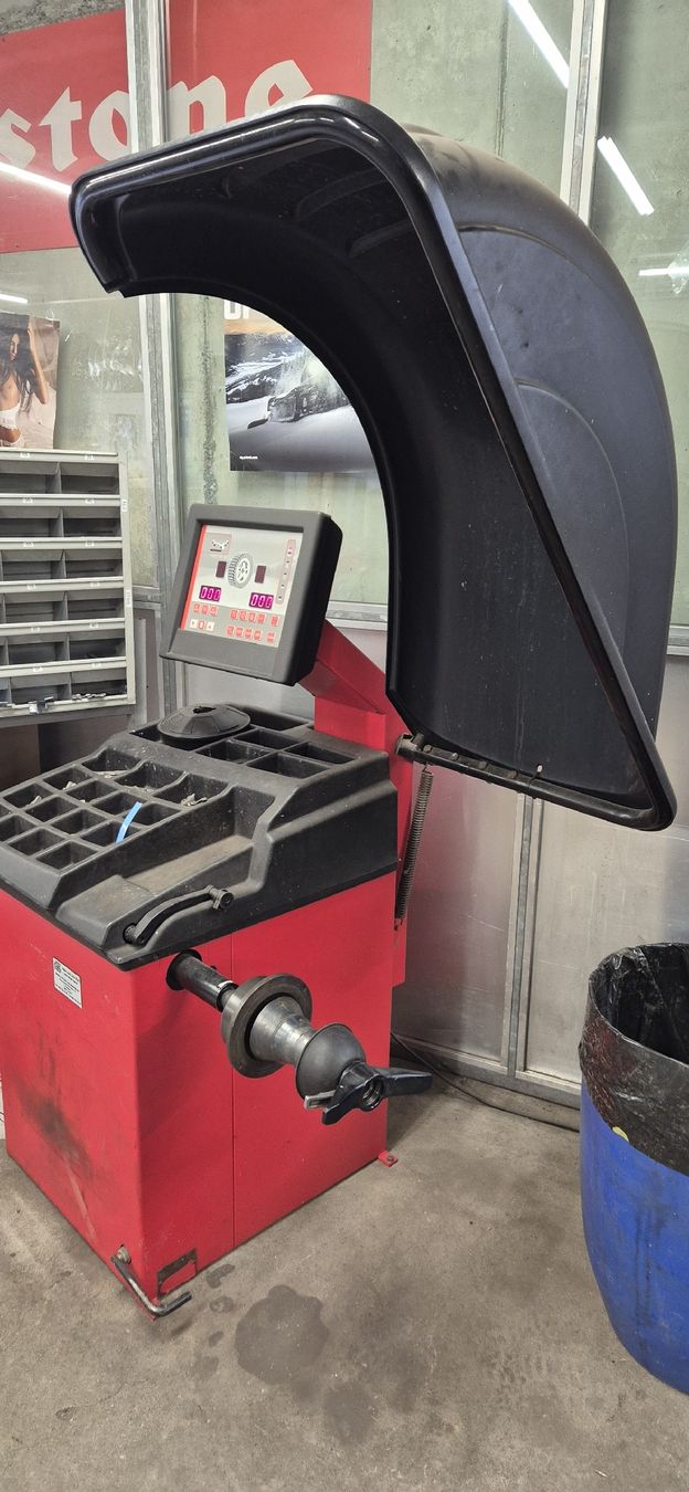 Tutte le macchine: Occ.Auswuchtmaschine Rema Tip-Top – Usato da Muhen venduto da Danu65