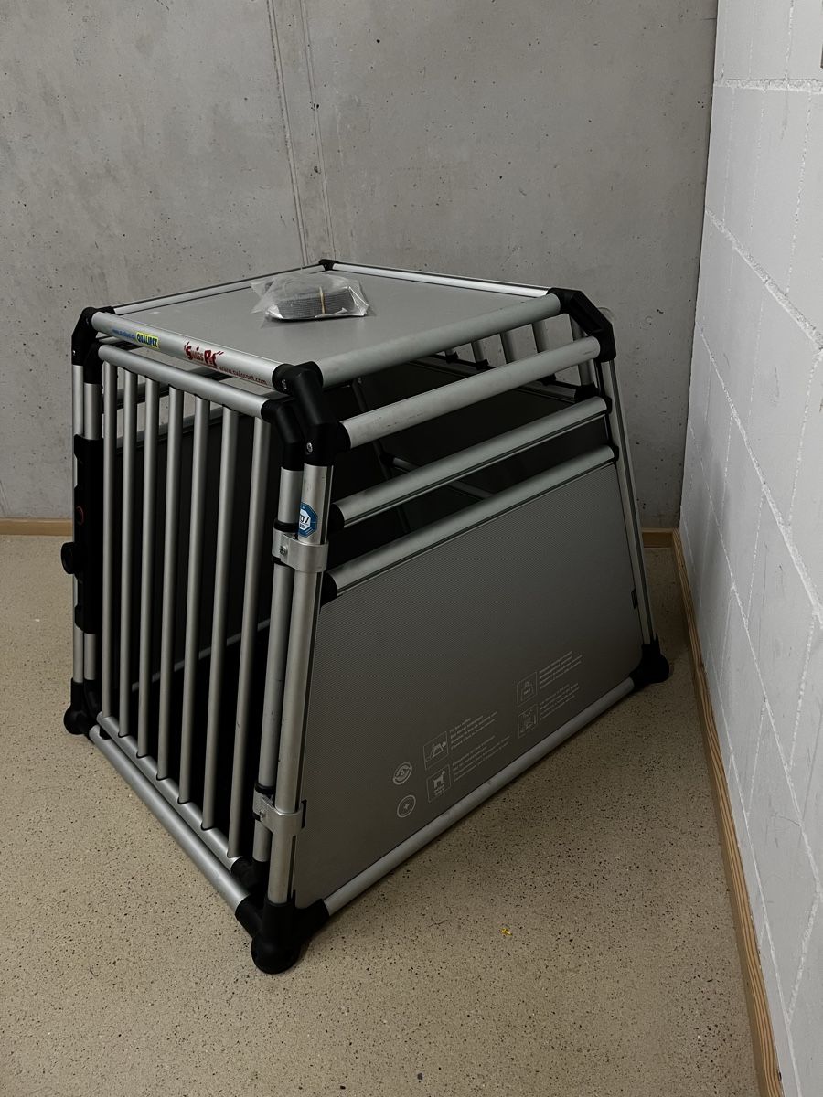 4pets Cages, transport & sécurité: QUALIPET Hundebox Transportbox  PRO Line Eagle Grösse M – D'occasion à Islisberg par Luka89 2