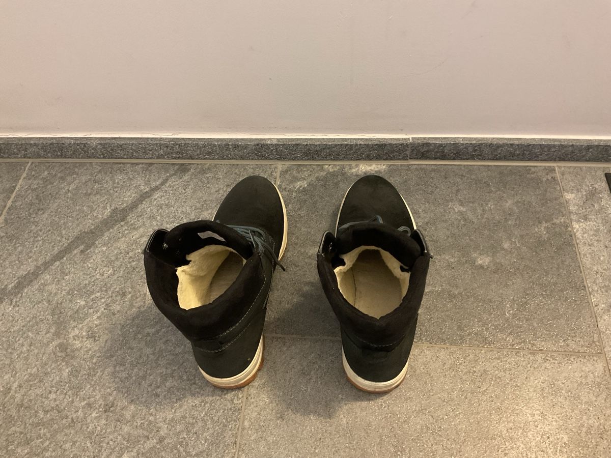 Herrenschuhe: Winterschuhe Warm gefüttert Fast Neu. – Gebraucht aus Stans von Javal21 1