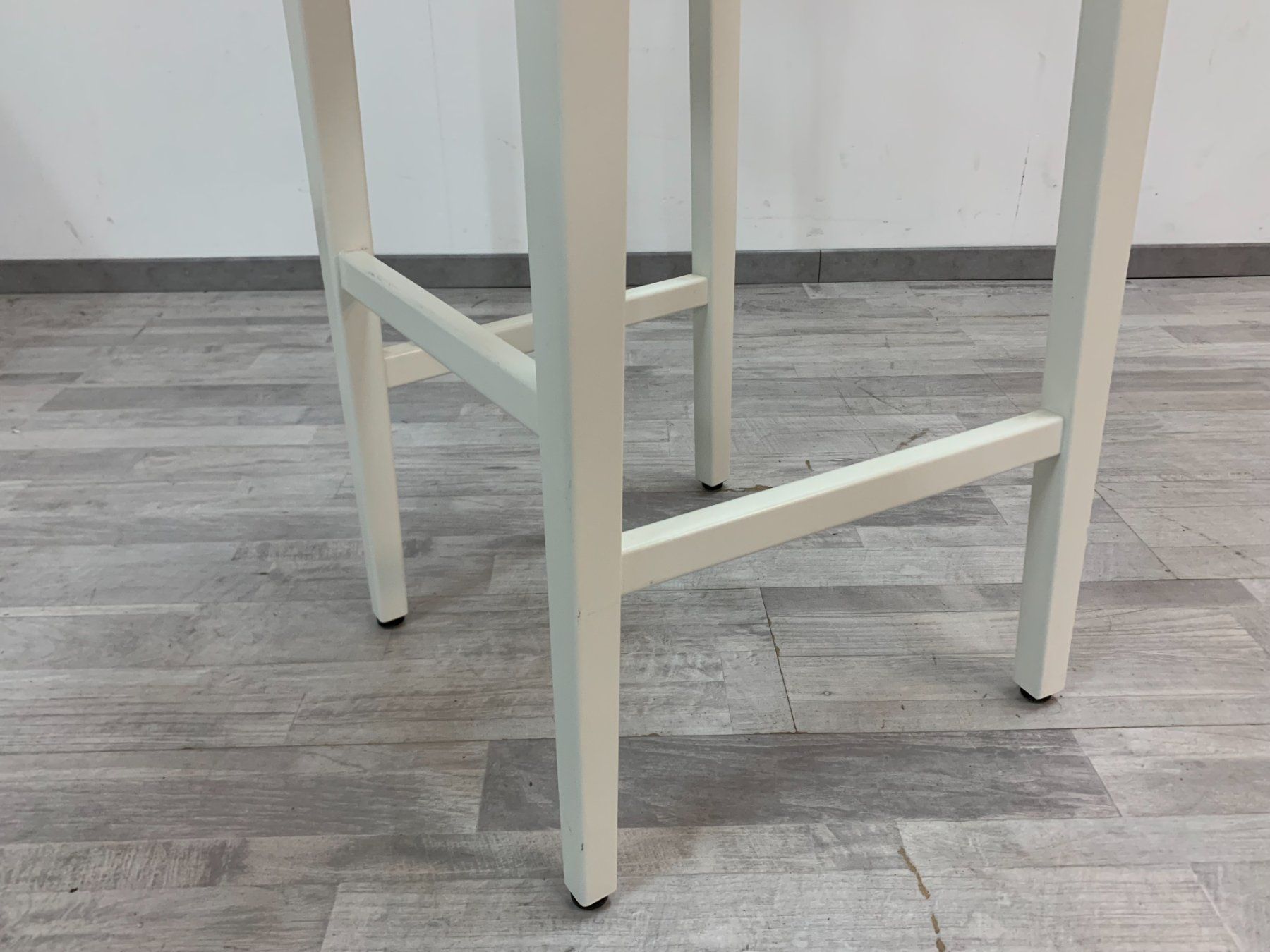 Horgen Glarus Hocker: Horgenglarus Barhocker miro 11-400, weiss – Gebraucht aus Zürich von ZuercherBrockenhaus 8