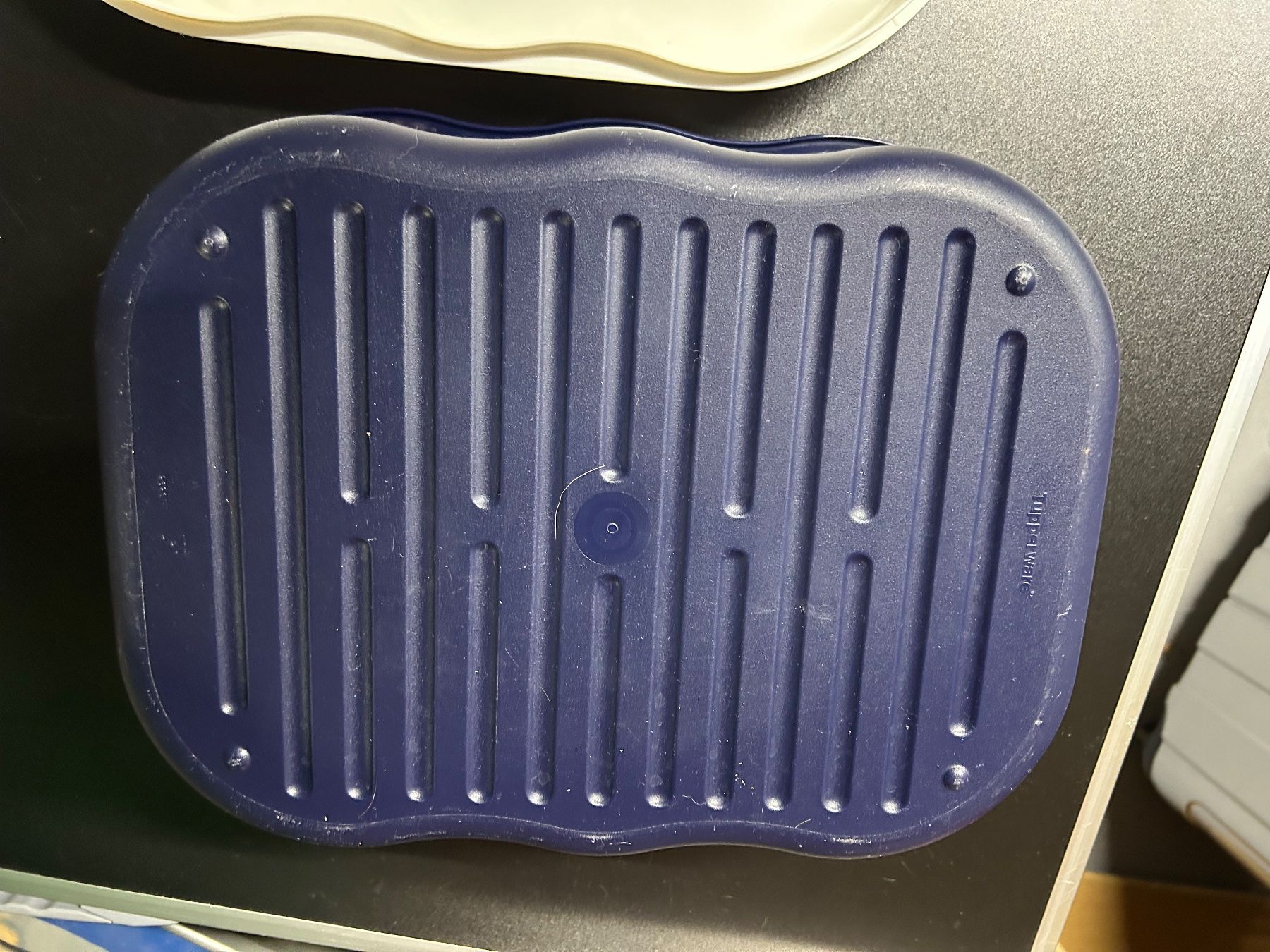 Tupperware Recipients et similaires: Tupperware Brotbehälter – D'occasion à Obergösgen par Andre118 2