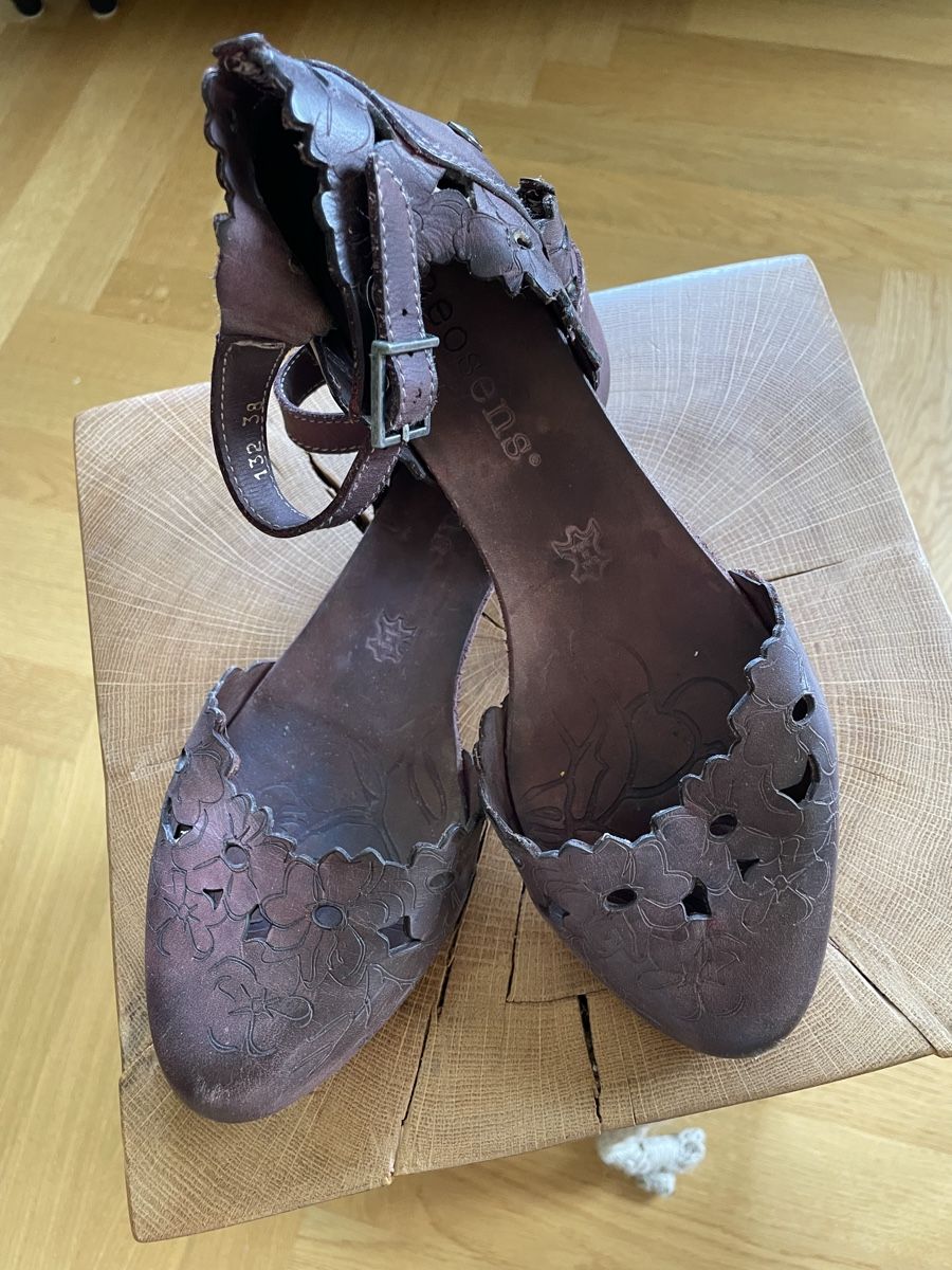 Damenschuhe: Damenschuhe Leder Grösse 38 braun – Gebraucht aus Basel von CCRosa