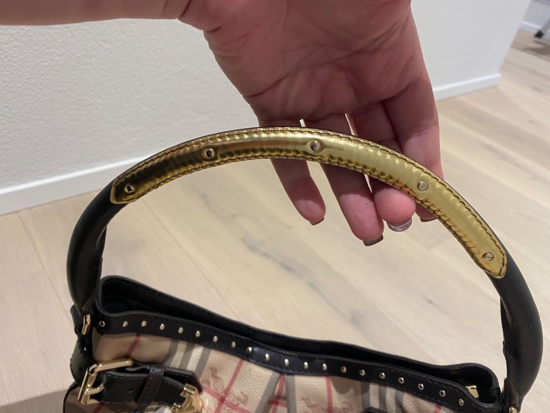 Burberry Taschen für Damen: Burberry Prorsum Handtasche – Gebraucht aus Wallisellen von Nataschab0 3