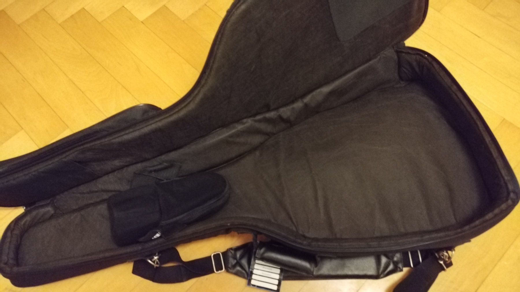Musikinstrumente: Housse Gewa pour guitare folk – Gebraucht aus Vevey von Djporradao 7