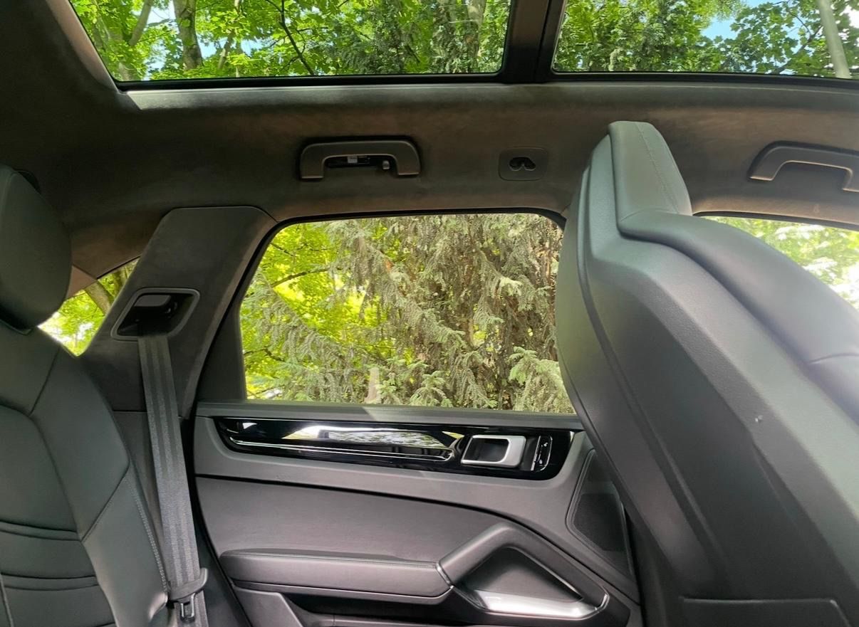 Porsche Automobili: PORSCHE CAYENNE TURBO mit frisch MFK – Usato da Zürich venduto da joso_19 5