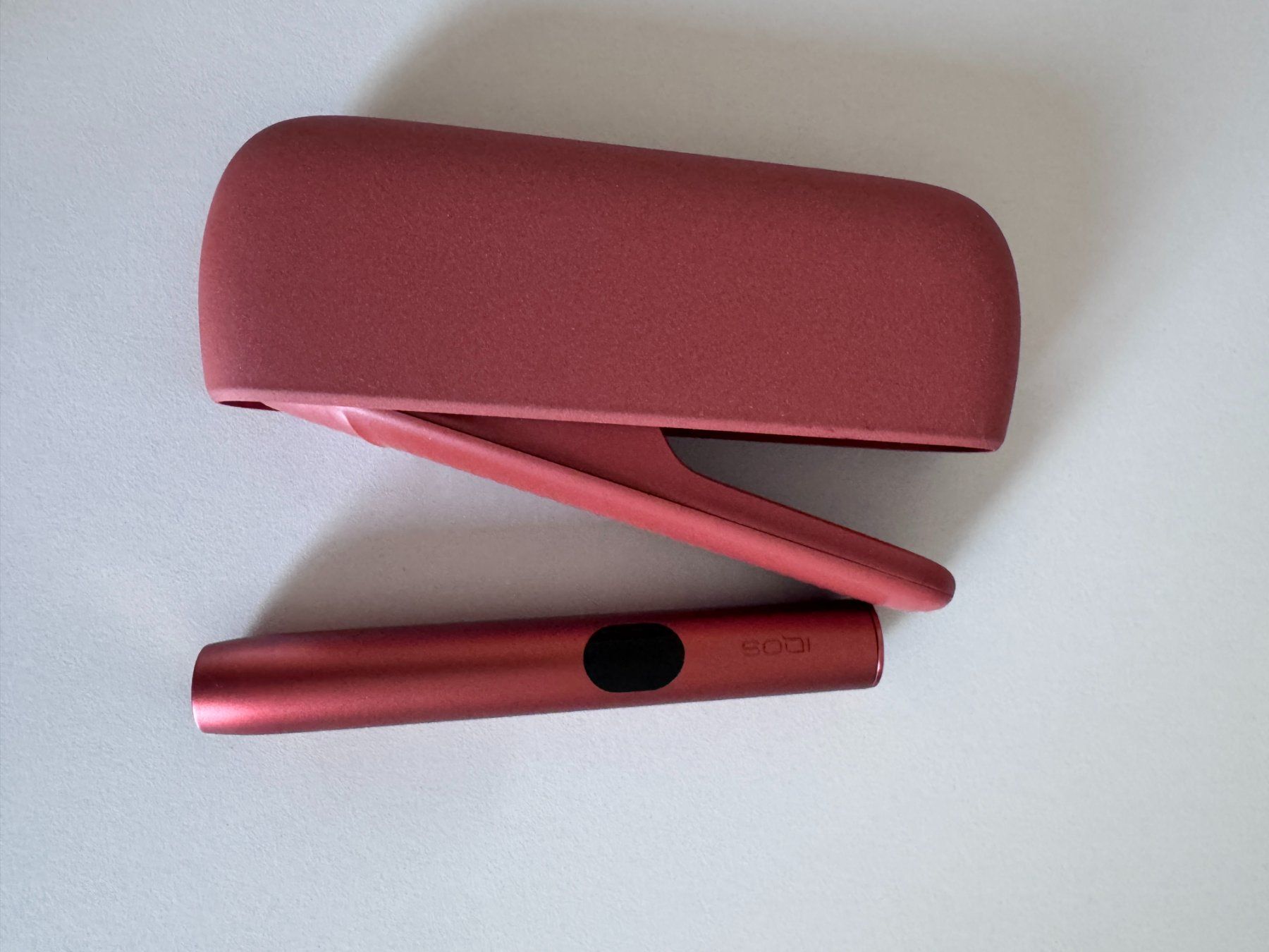 Iqos Altri Prodotti per fumatori: IQOS ILIMA i Kit, Charger & Holder – Usato da Bassersdorf venduto da Akasya
