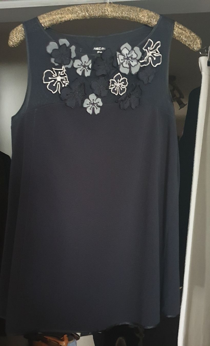 Marc Cain Tops: Marccain schönes Top mit Blumen Gr. M – Neu (gemäss Beschreibung) aus Frenkendorf von Moon111