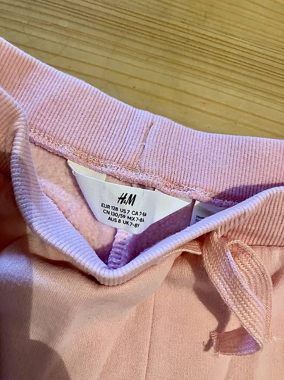 Pantalons: Trainerhosenset  neu 128 – D'occasion à Brunnadern par Bumlebee 3