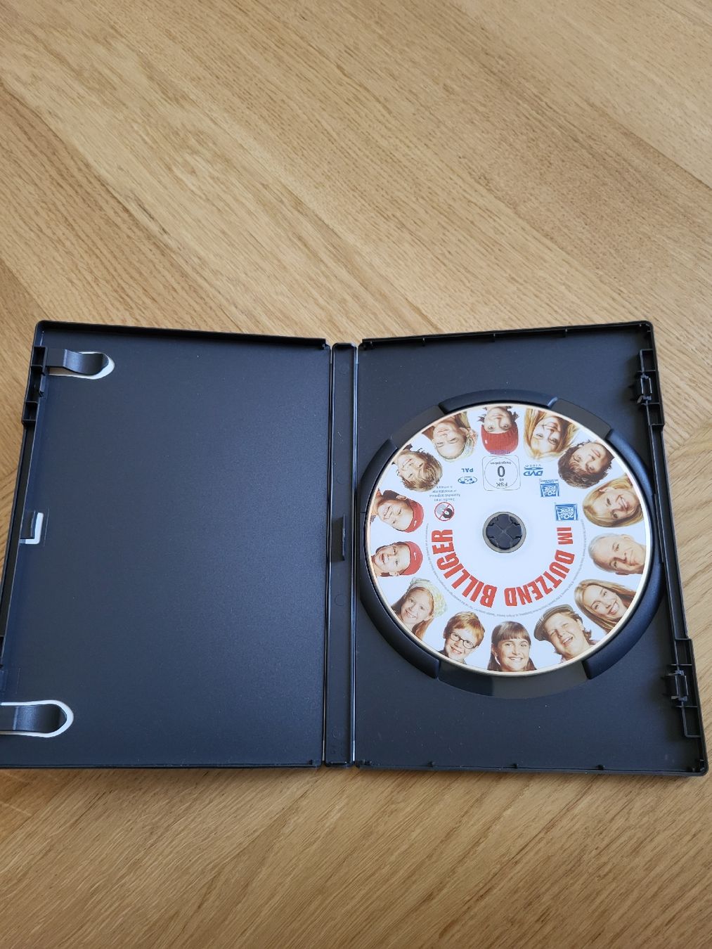Tutti i DVDs: DVD - "Im Dutzend billiger" – Usato da Zürich venduto da seja1234 1