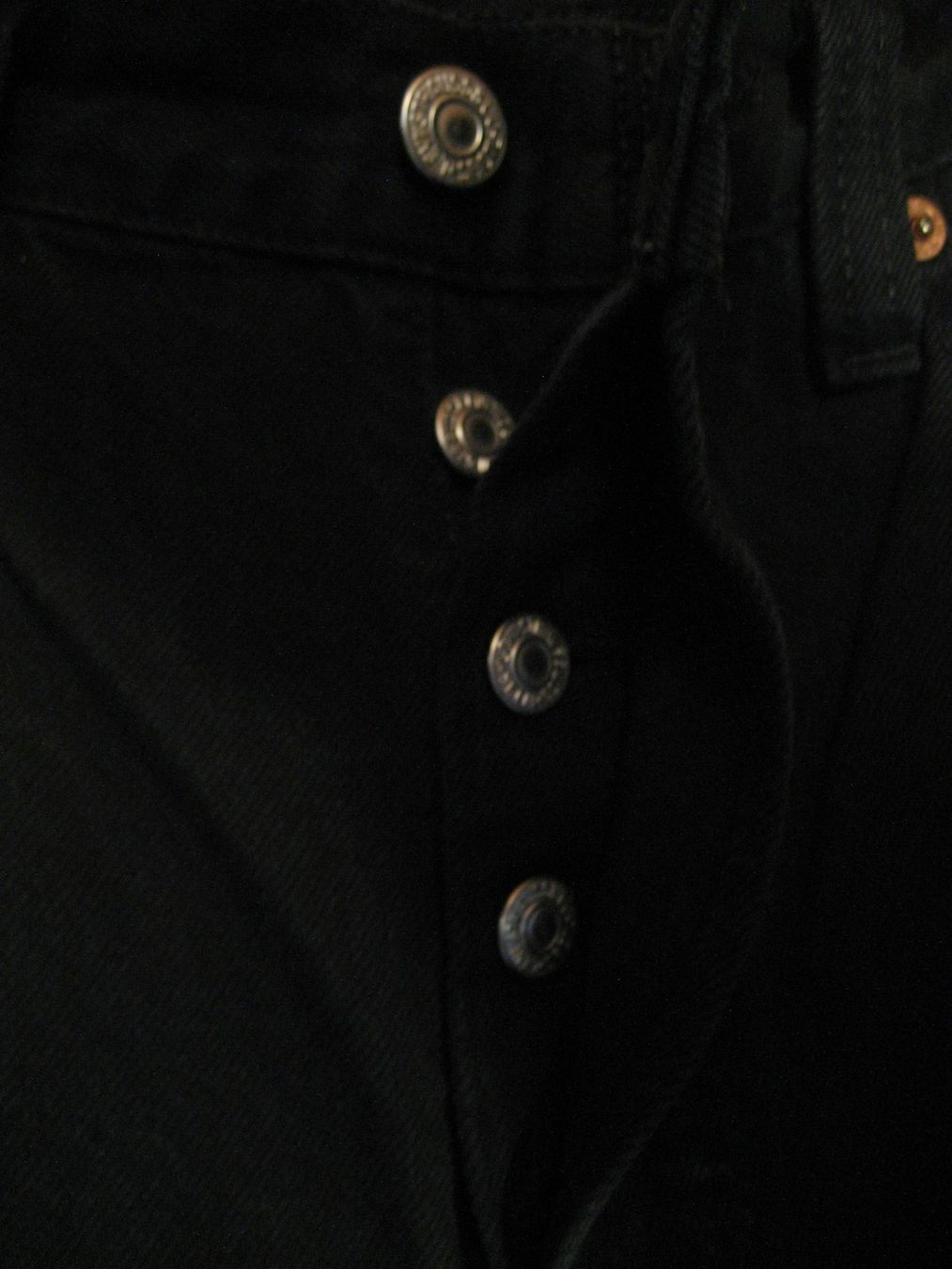 Levi's Jeans: Levi's 501 W31 L32 – Nuovo (secondo la descrizione) da Delémont venduto da marryb 5