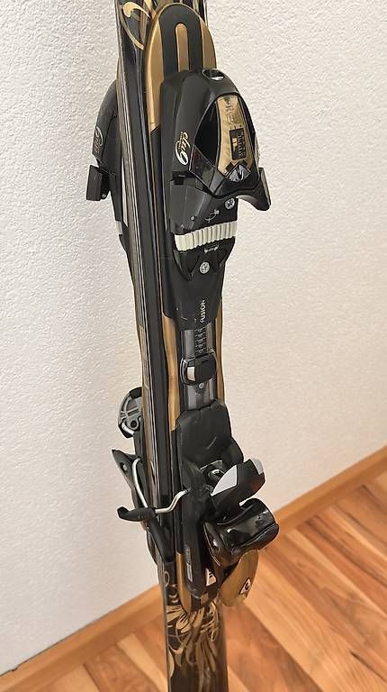 Sci: Elan Black Magic Ski 160 cm inkl. Bindung – Usato da Bettlach venduto da BestNicePrice 2