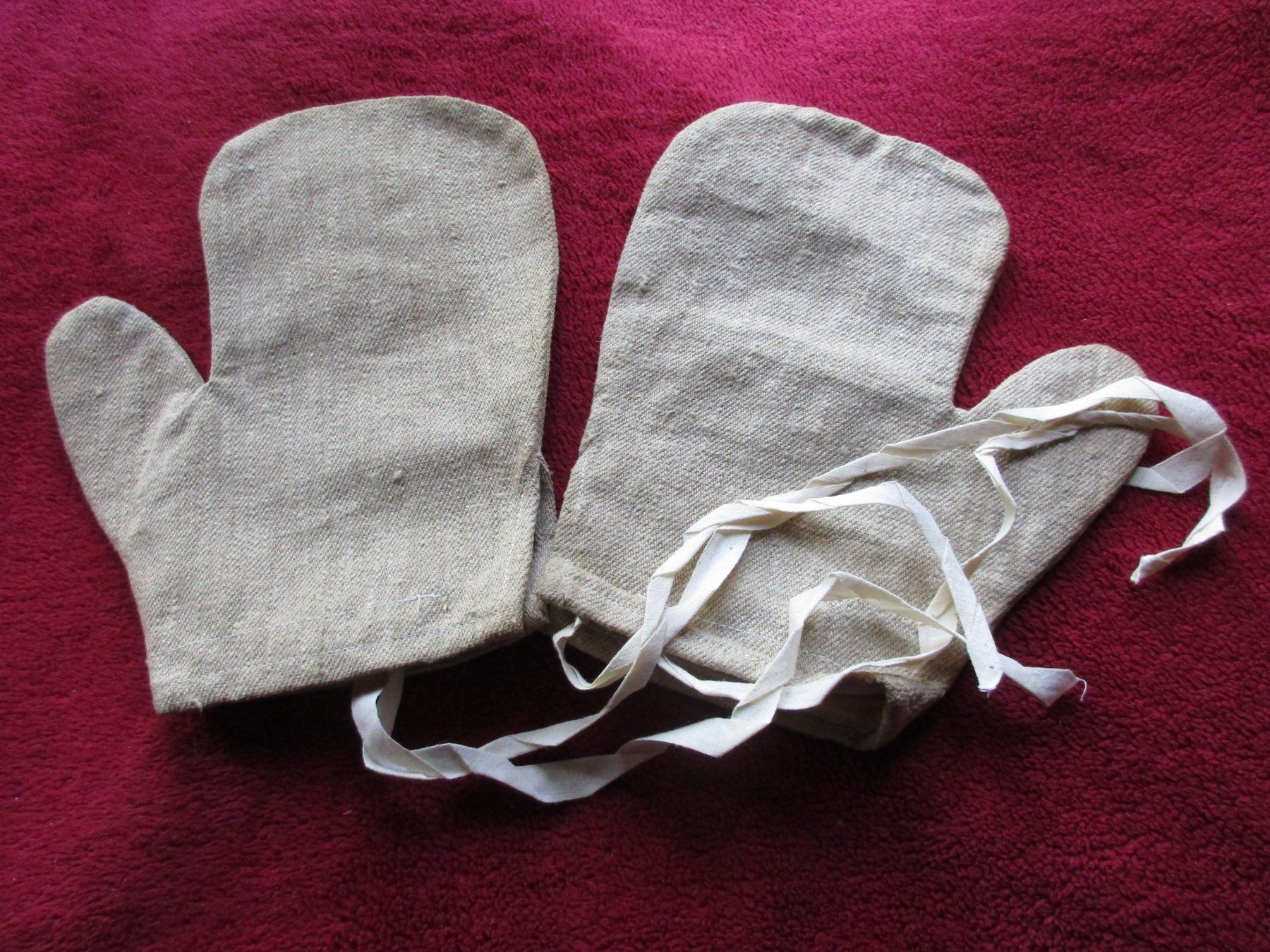 Schweizer Armee Armi bianche: Handschuhe (5) – Nuovo (secondo la descrizione) da Bowil venduto da vifi01 1