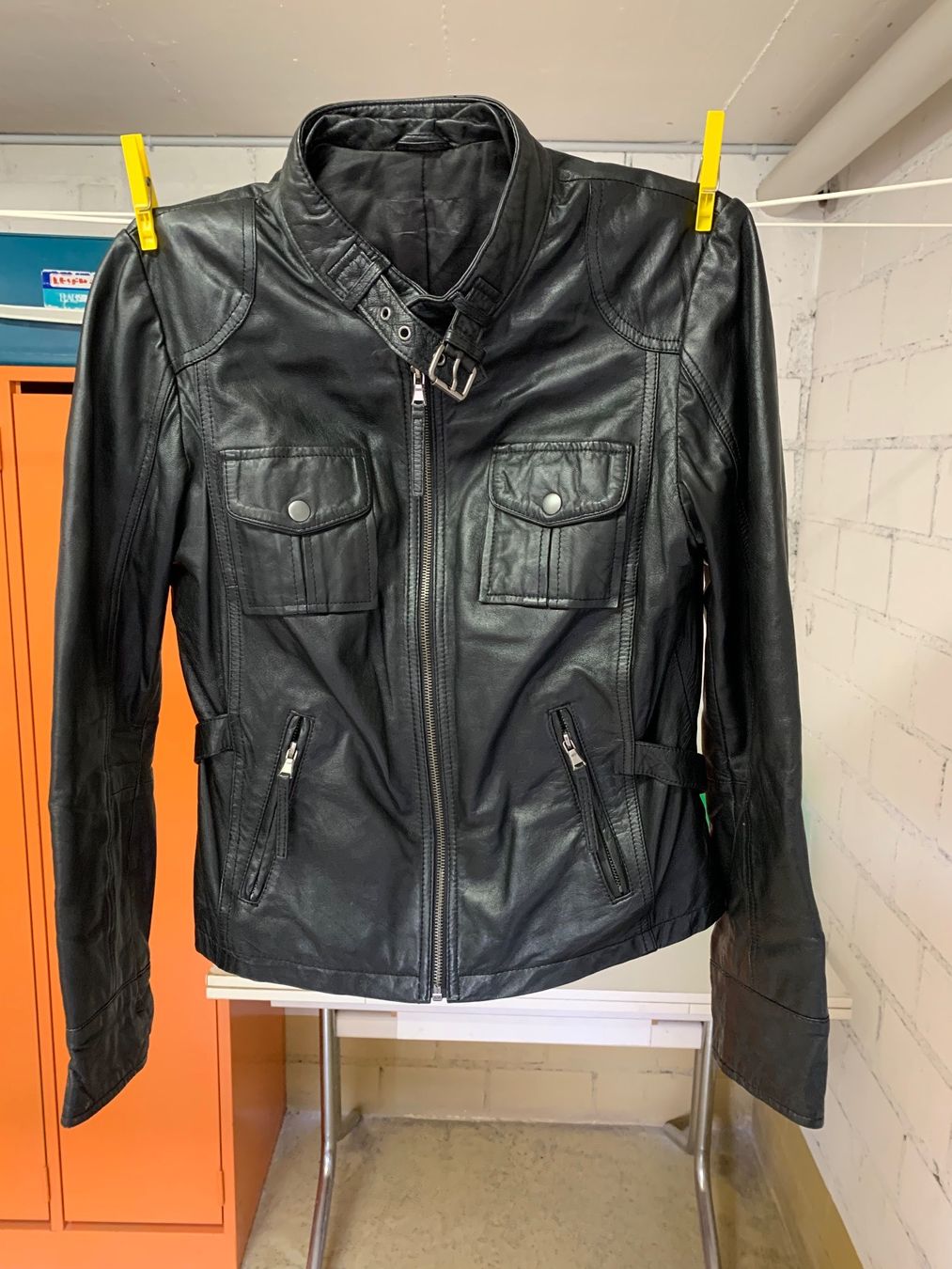Giacche: Dame LederJacke grösse M/L – Usato da Thun venduto da jeff070