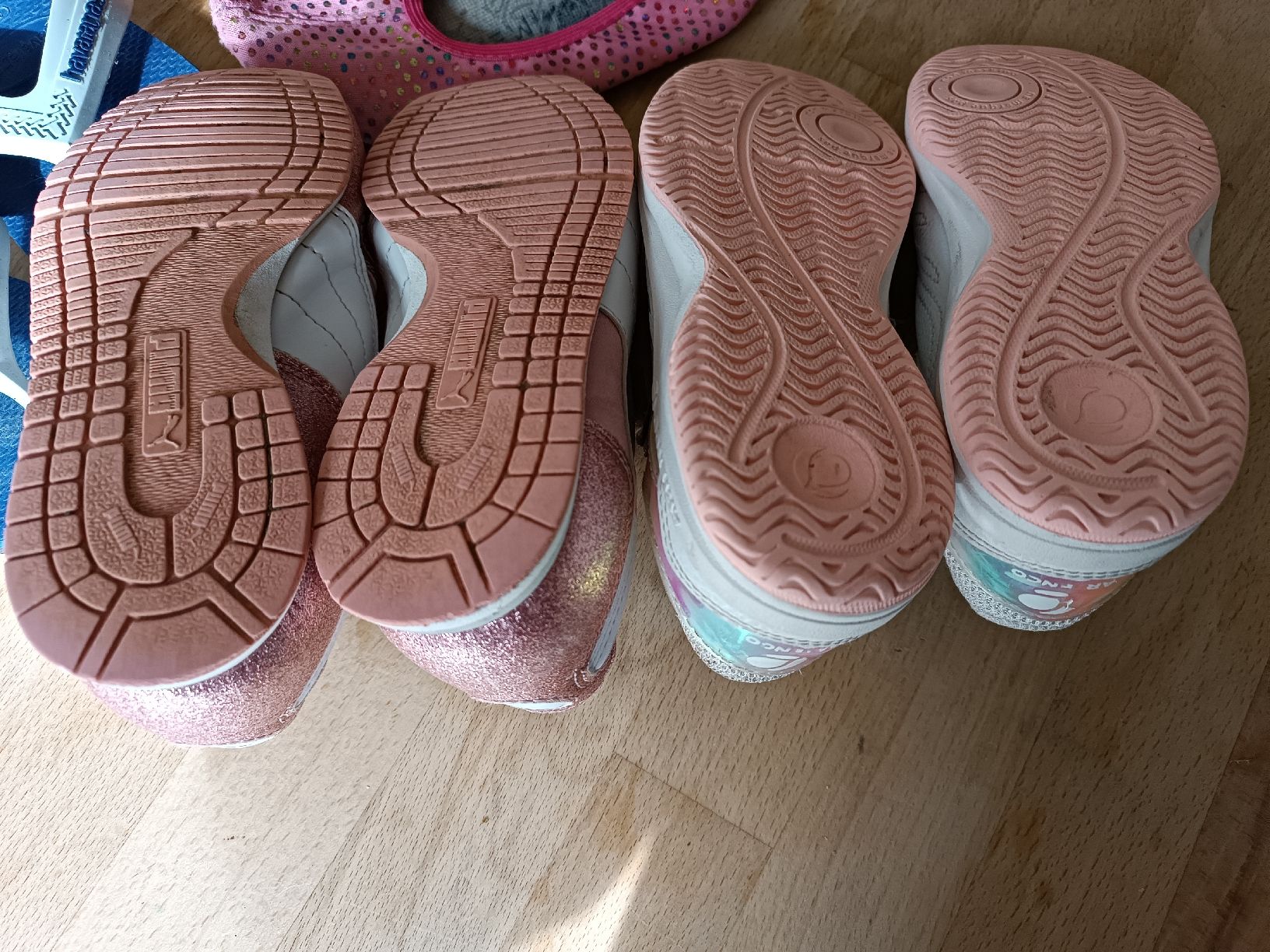 Puma Scarpe per ragazze: Schuhe Mädchen Gr 31 / 32 – Usato da Binz venduto da julijuli 8