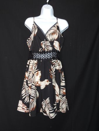 jolie robe à fleur brun et noir
