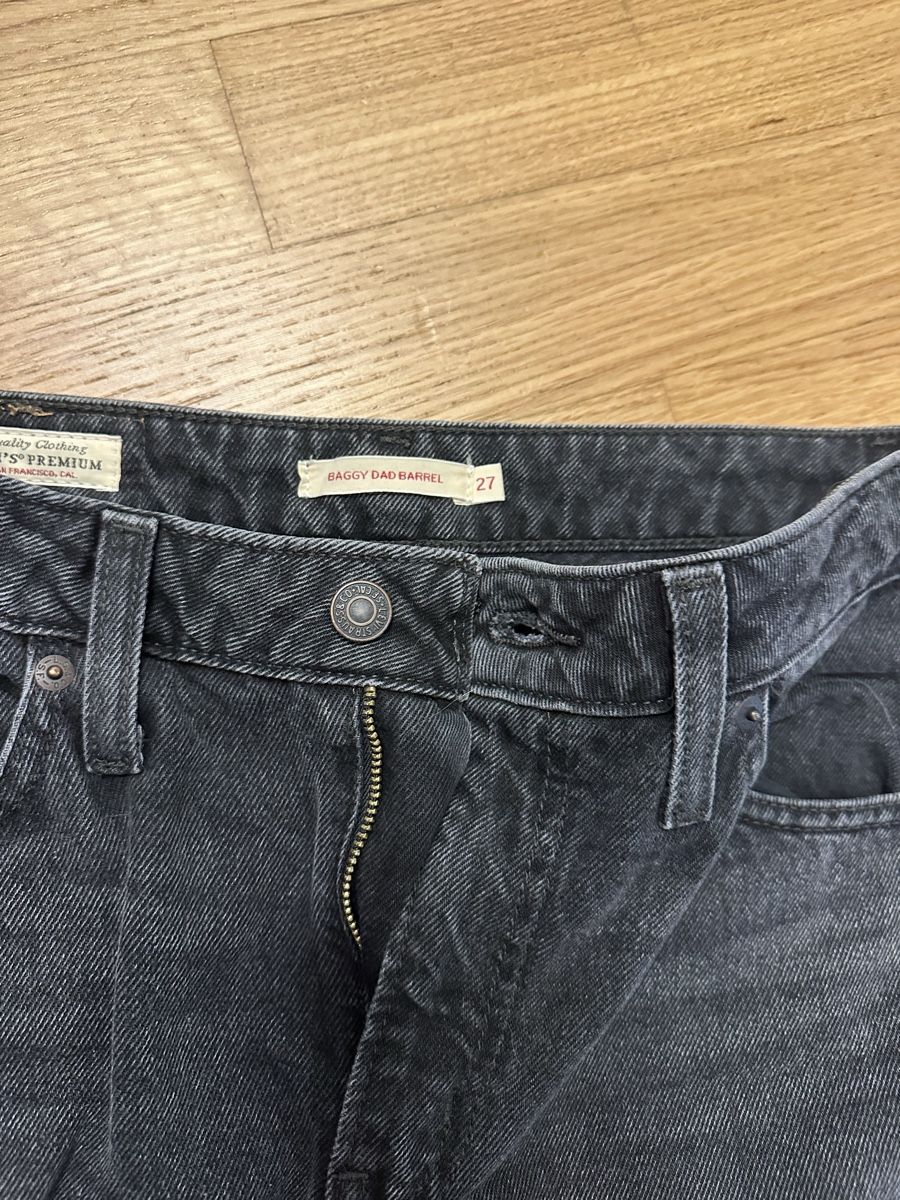 Levi's Jeans: Levis Barrel Jeans – Neu (gemäss Beschreibung) aus Luzern von LauraLynnMeier 1