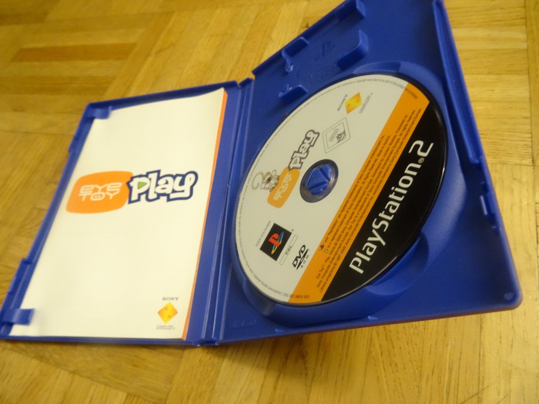 Giochi: EyeToy - Play PS2 – Usato da Olten venduto da Disc-Ausverkauf 1