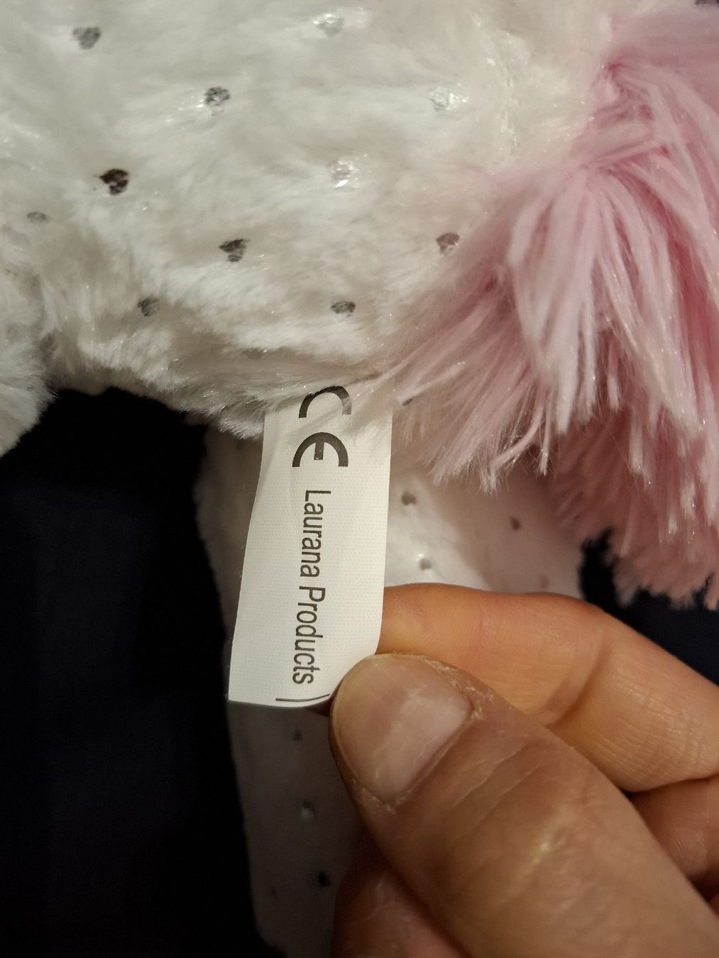 Spielzeuge: Glitzerndes Einhorn Plüschtier, neuwertig – Gebraucht aus Basel von Svidovic 3
