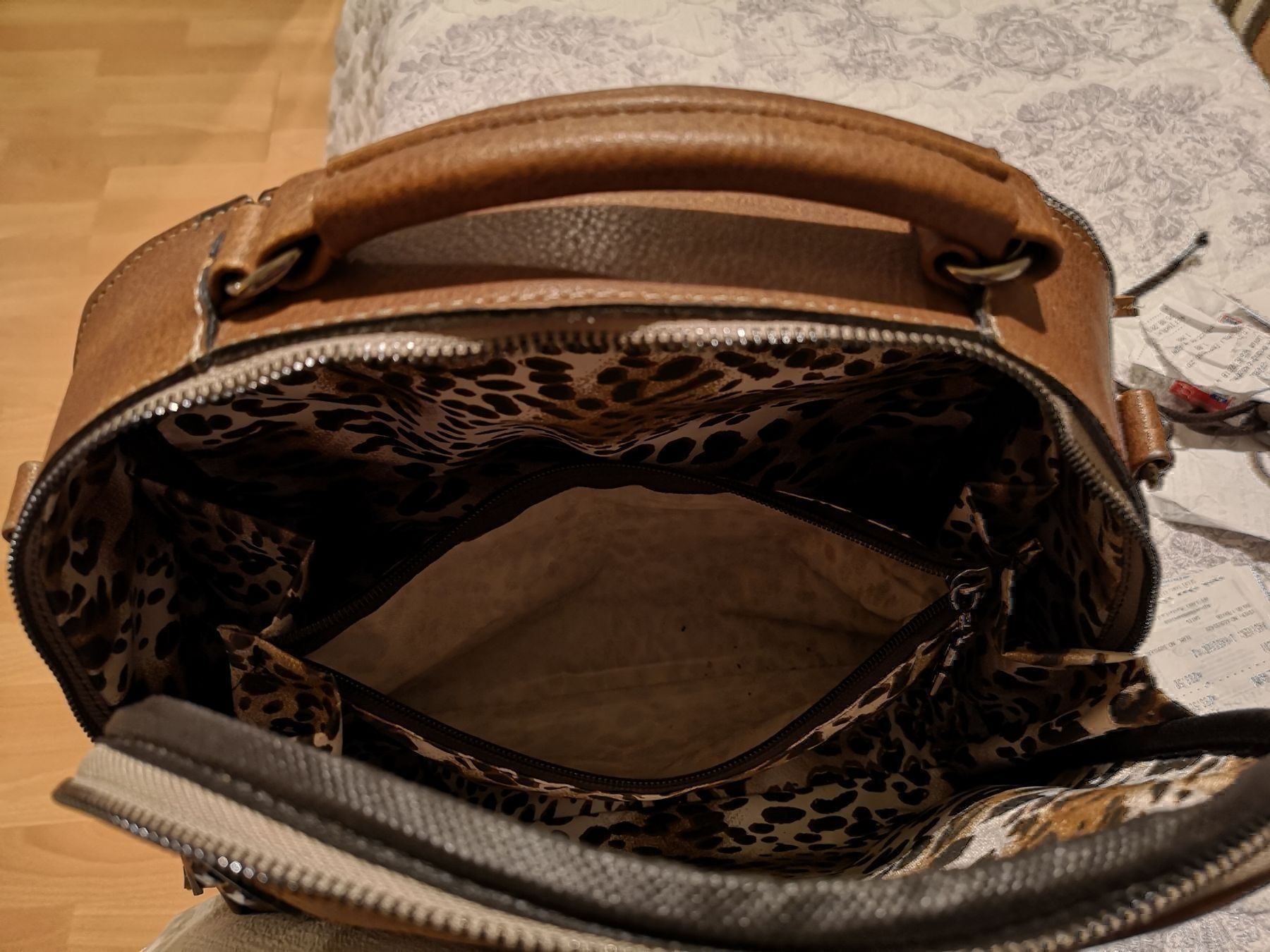 Borse da donna: Umhängetasche für Damen – Usato da Frenkendorf venduto da DORU1 4