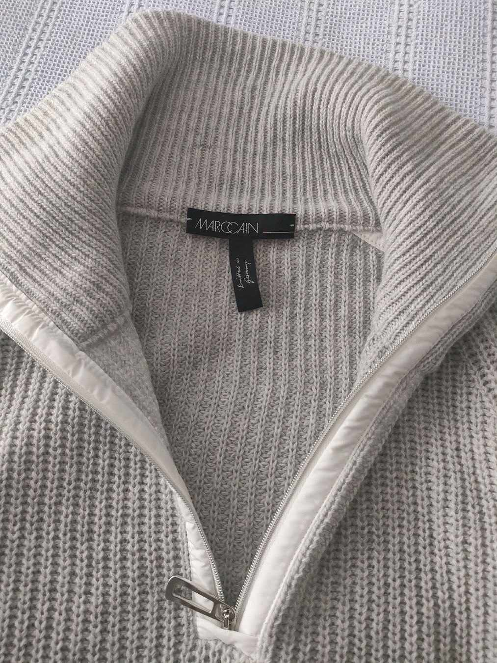 Pullover & Sweatshirts: Pullunder Marc Cain – Gebraucht aus Brugg AG von Mashaba 3