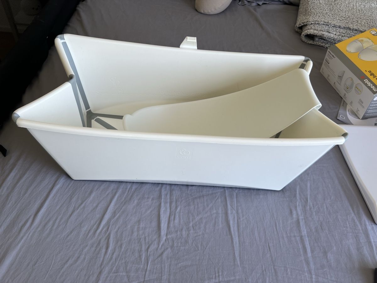 Stokke Badespass: Stokke flexibath with newborn support  – Gebraucht aus Zürich von enr_f9vx