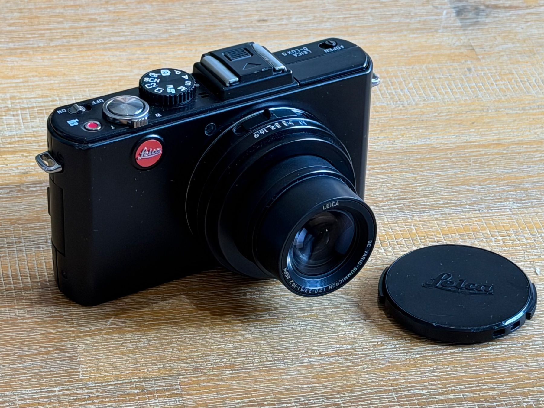 Leica Kamera: Leica D-Lux 5 – Gebraucht aus Leuk-Stadt von Gigal 3