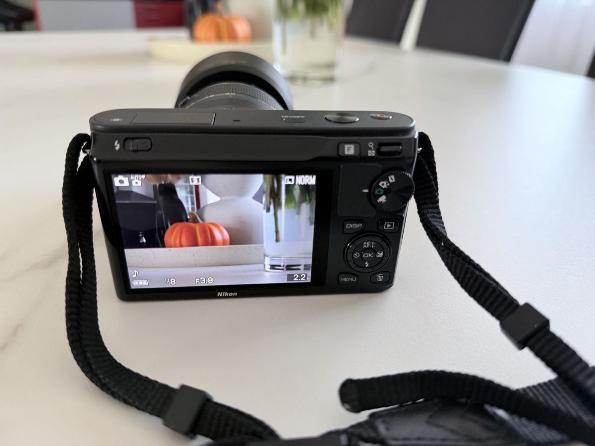 Nikon Kamera: Nikon J1 – Gebraucht aus Schlieren von Kamacho 5