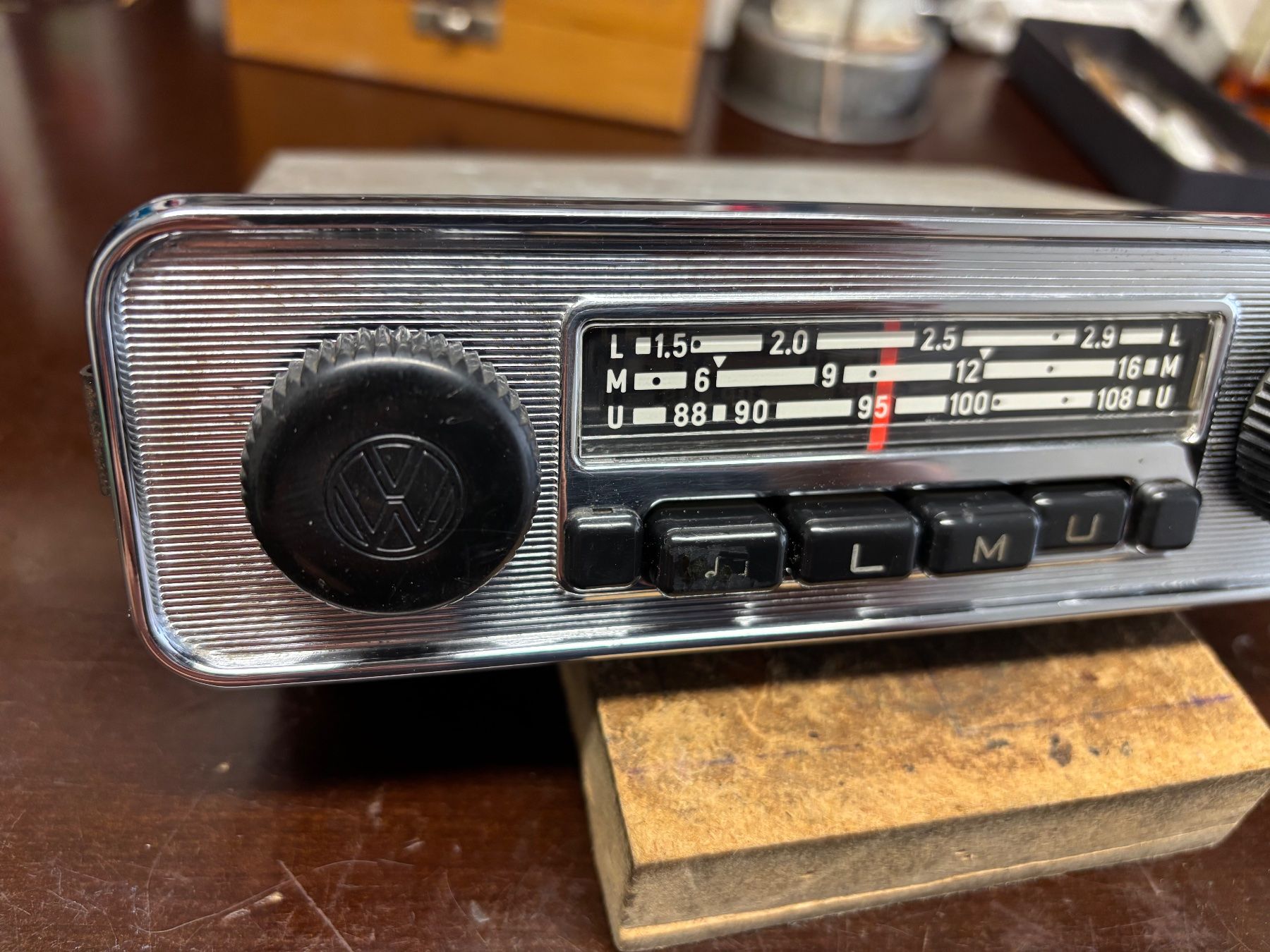 Blaupunkt Radio: VW Käfer Bus Radio – Usato da Schachen LU venduto da Nugomes 1