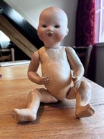 Antike Baby Puppe, Porzellankopf Biskuite