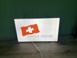 Leuchte „Swiss Made“, 60x35x8 cm, wie neu