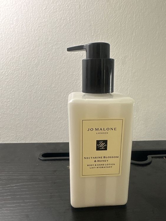 Jo Malone nectarine blossom & honey body lotion 250ml Kaufen auf Ricardo