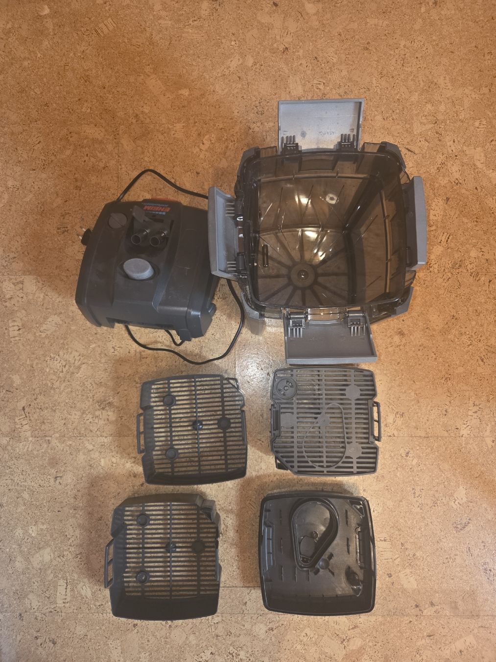 Eheim Aquarium: EHEIM professionel 4+ Aussenfilter Aquarium gebraucht – Gebraucht aus Eggiwil von marstu4 2